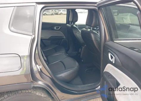 2024 Jeep Compass Latitude 4X4 из США, поврежденный, VIN 3C4NJDBN2RT604653